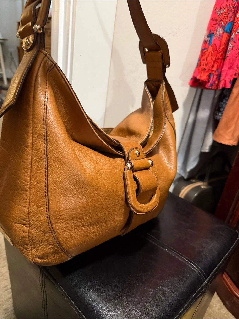 ETIENNE AIGNER Leather SHOULDER Tote in Tan - Genuine Leather